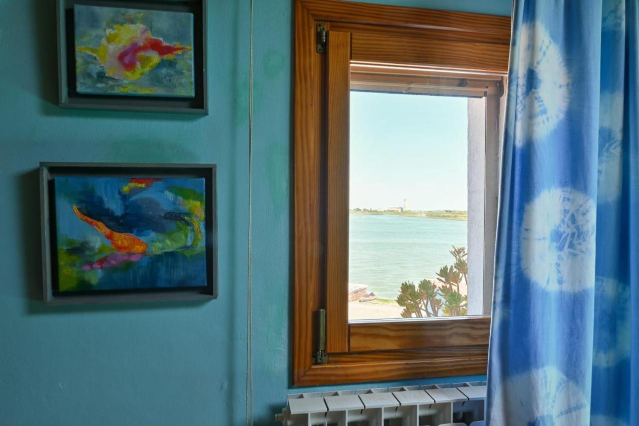 Night Galleria Holiday Home - Bed & Art In Burano - The Pink House Luaran gambar