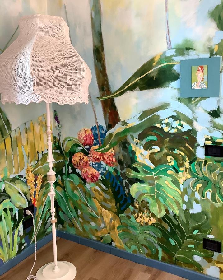 Night Galleria Holiday Home - Bed & Art In Burano - The Pink House Luaran gambar